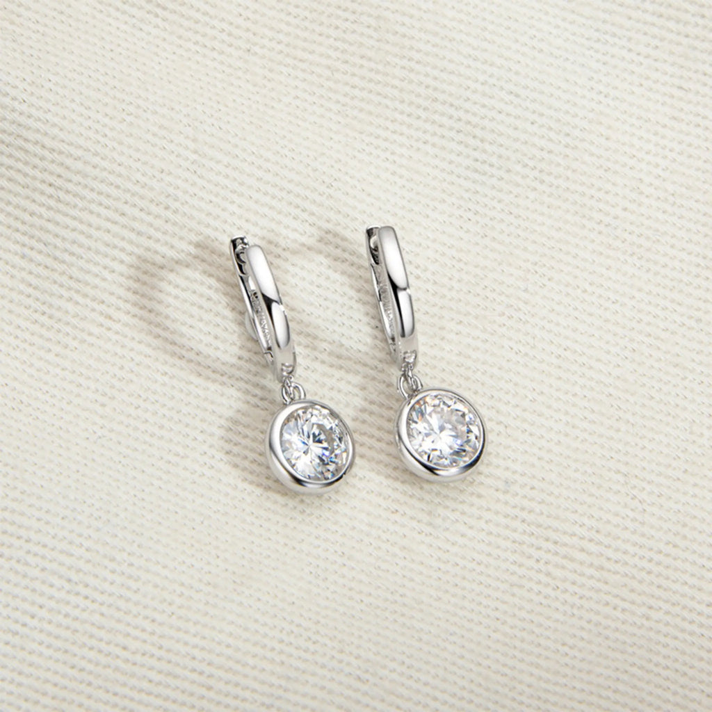 Glow moissanite earrings STELATIDE