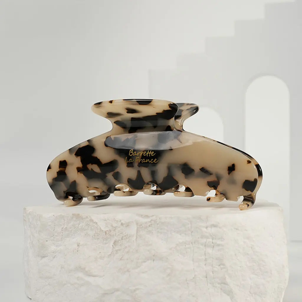 Cloud Amber Art Hair Claw STELATIDE