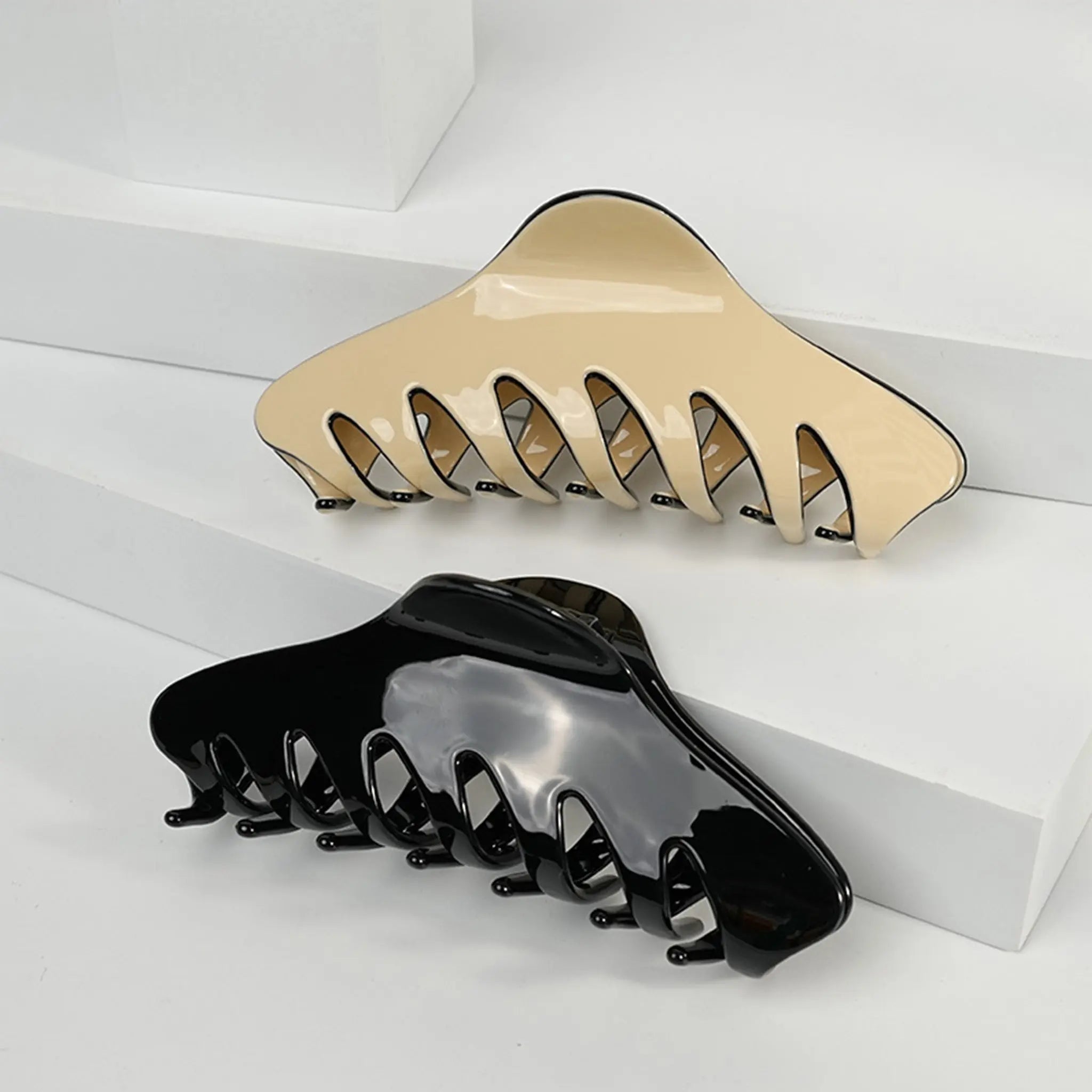 Light and Shadow Prism Acetate Hair Claw STELATIDE