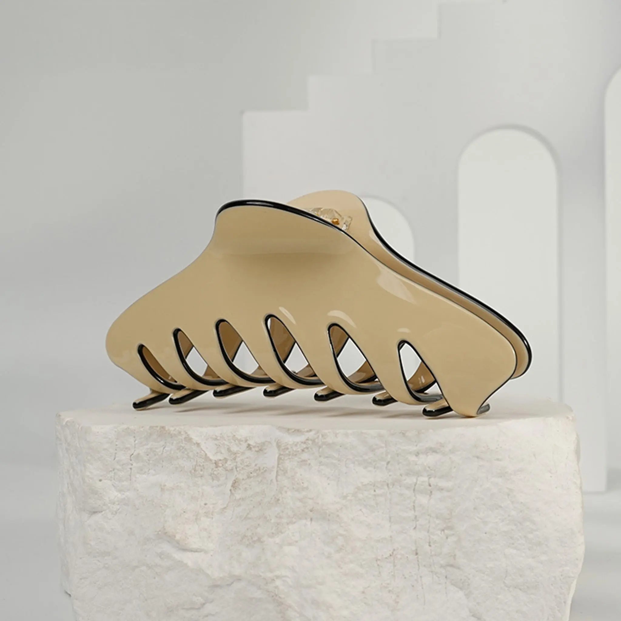 Light and Shadow Prism Acetate Hair Claw STELATIDE