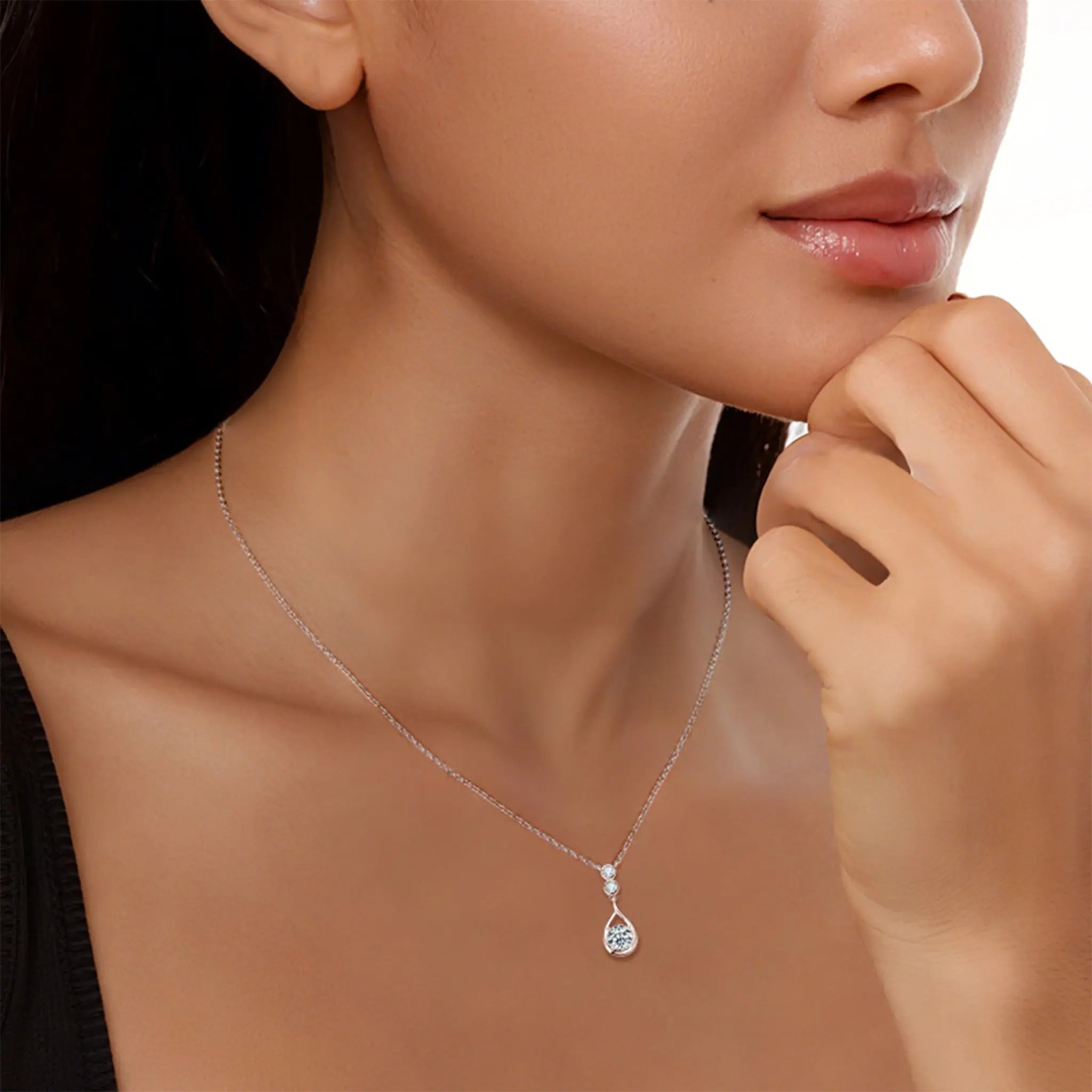 Three-Diamond Star Path Necklace STELATIDE