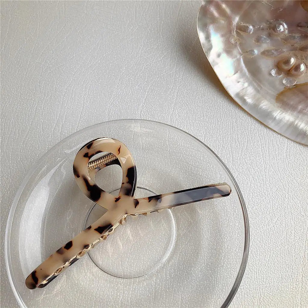 Shark Hair Claw STELATIDE